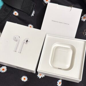 Apple Wireless Earbuds with Charging Case - White